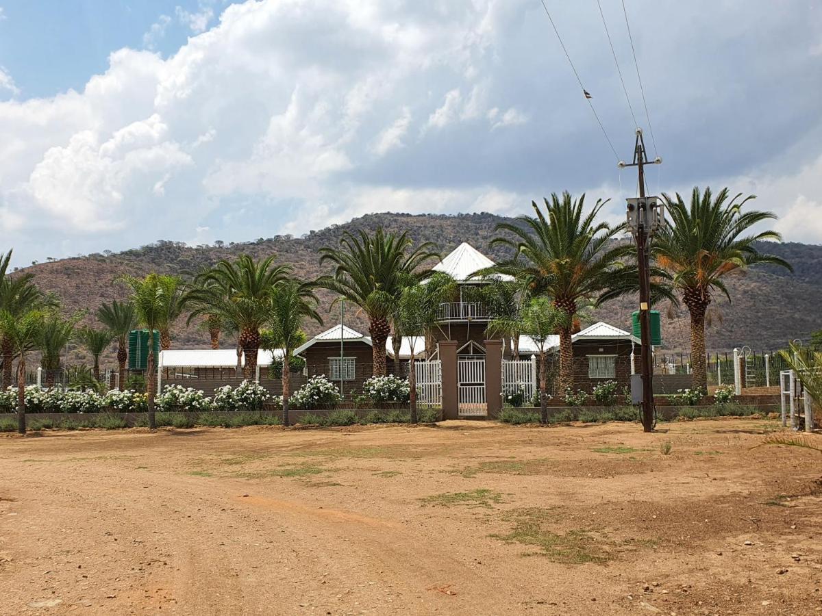 De Jagter'S Nest Villa Otavi Exterior photo